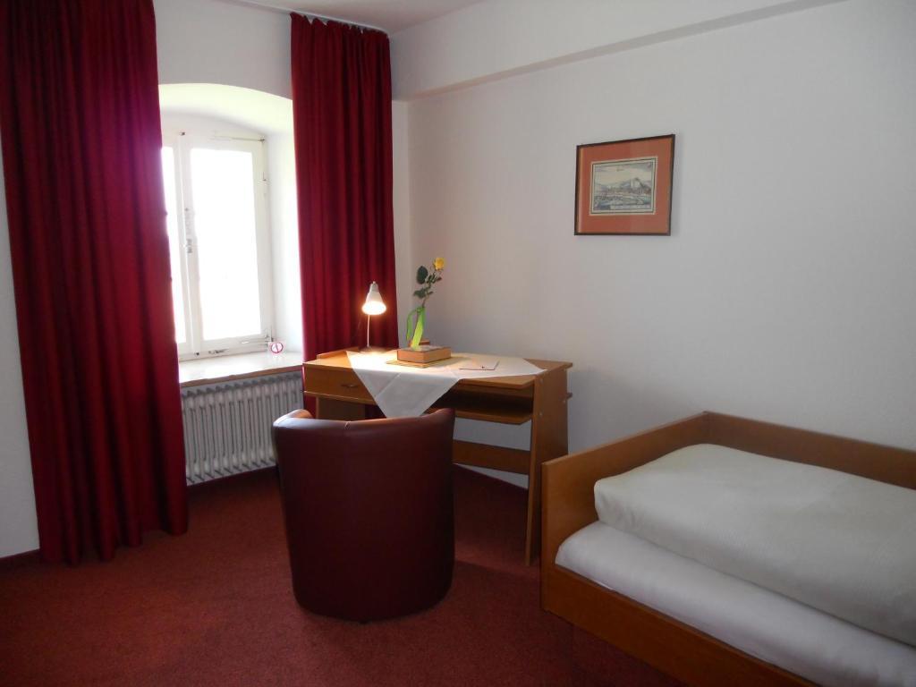 Tagungshaus Im Kloster Neresheim Hotel Стая снимка