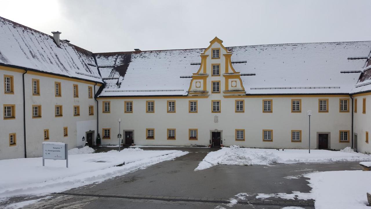 Tagungshaus Im Kloster Neresheim Hotel Екстериор снимка