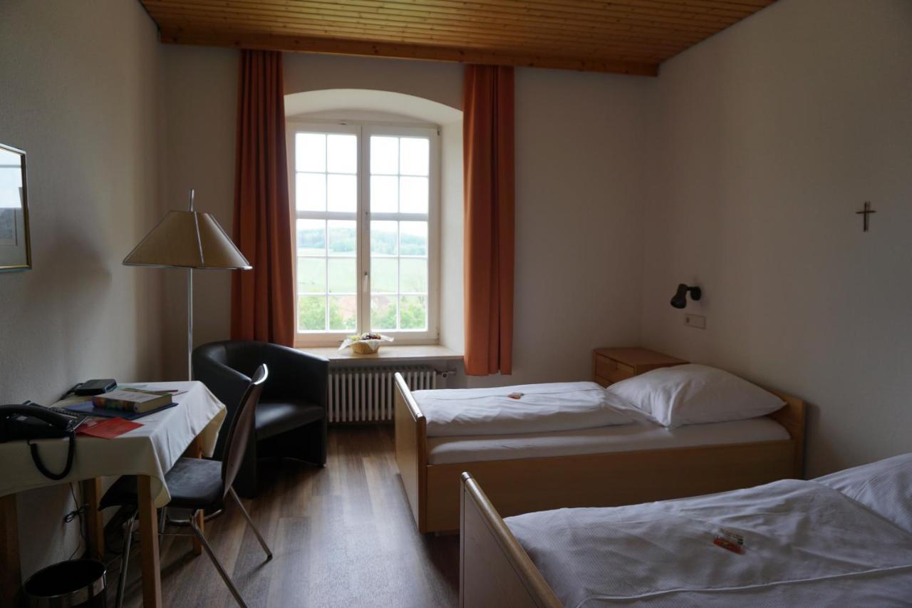 Tagungshaus Im Kloster Neresheim Hotel Екстериор снимка