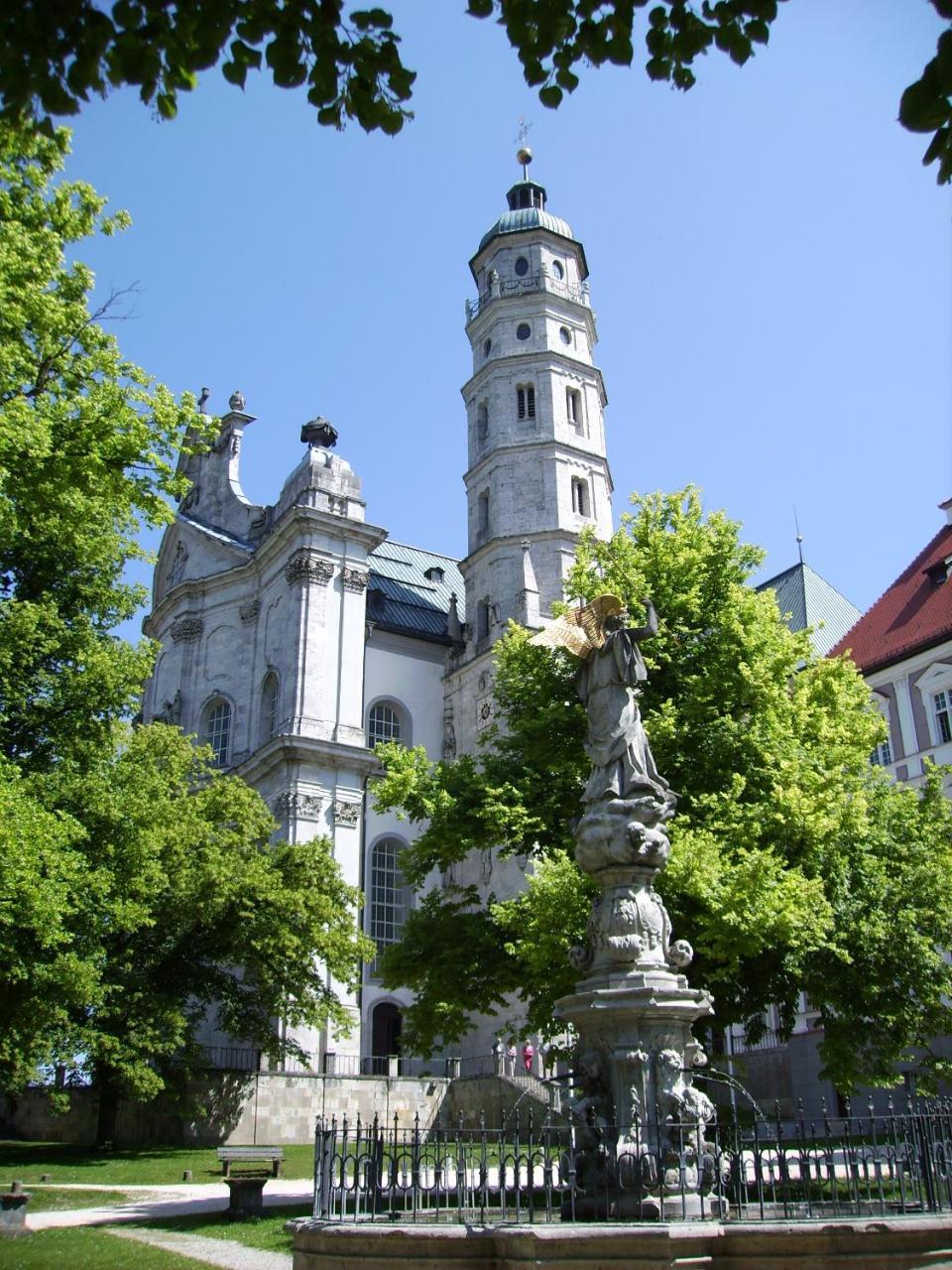 Tagungshaus Im Kloster Neresheim Hotel Екстериор снимка